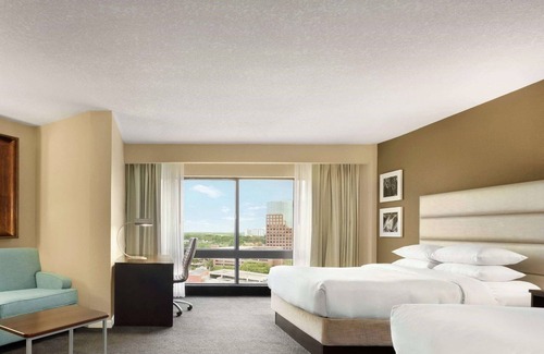 Central Business District Hotel | DoubleTree by Hilton Hotel Orlando Downtown