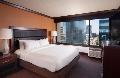 Downtown Cleveland Hotel | DoubleTree by Hilton Hotel Cleveland Downtown - Lakeside