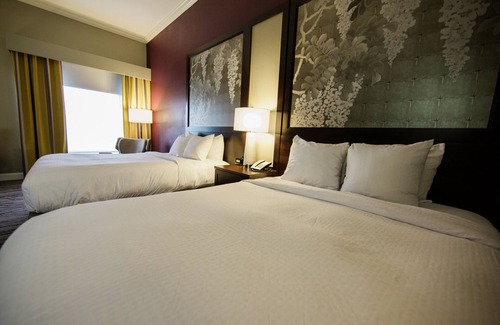 Historic District - North Hotel | DoubleTree by Hilton Hotel Savannah Historic District