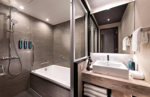 Shimogyo Hotel | DoubleTree by Hilton Kyoto Station