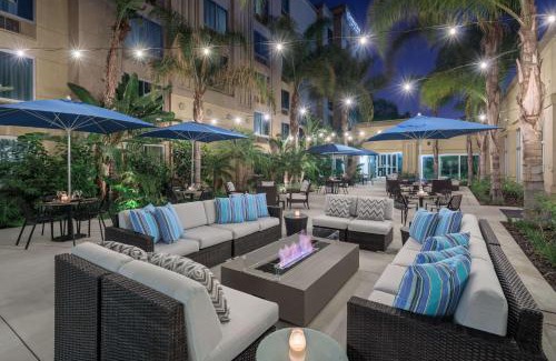Commerce Hotel | DoubleTree by Hilton Los Angeles/Commerce
