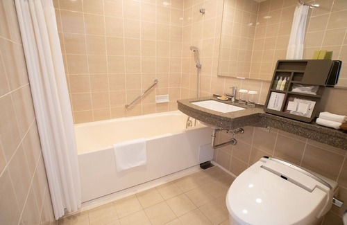 Higashimachi Hotel | DoubleTree by Hilton Naha