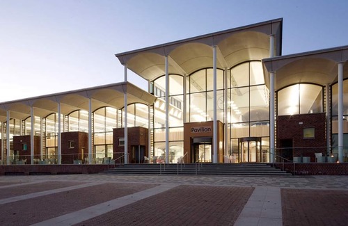 Newark upon Trent Hotel | DoubleTree by Hilton Nottingham-Gateway