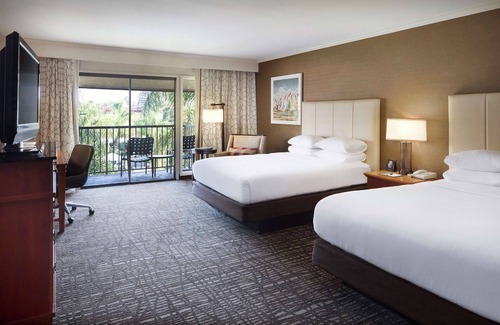 Ontario Hotel | DoubleTree by Hilton Ontario Airport