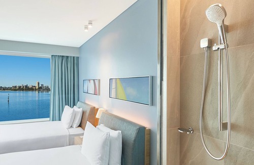 Perth Central Business District Hotel | DoubleTree by Hilton Perth Waterfront