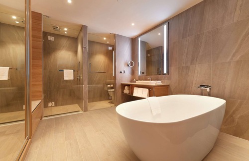 Perth Central Business District Hotel | DoubleTree by Hilton Perth Waterfront
