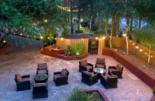 Tempe Hotel | DoubleTree by Hilton Phoenix- Tempe