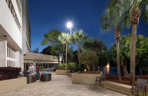 Northside Hotel | DoubleTree by Hilton Hotel Jacksonville Airport
