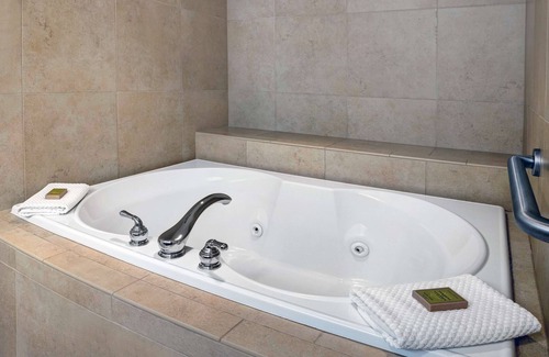 Grand Junction Hotel | Doubletree Hotel Grand Junction