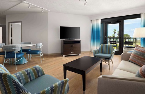Myrtle Beach Resort | DoubleTree Resort by Hilton Myrtle Beach Oceanfront