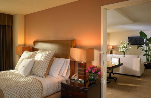 Anaheim Resort Hotel | DoubleTree Suites by Hilton Anaheim Rsrt - Conv Cntr