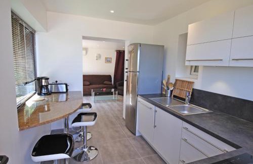 Porticcio Apartment | Douceur du soir - Duplex 45m2 - Terrasse - Jardinet - Wifi fibre - Plage à pied