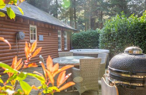 Little Budworth House | Douglas Fir Lodge