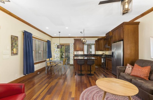 Douglas Condo | Douglas Hideaway - A Cozy 1-Bedroom Condo in Douglas, Michigan!