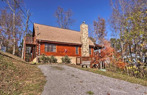 Sevierville House | Douglas Lake Cabin with Boat Ramp and Water Access!