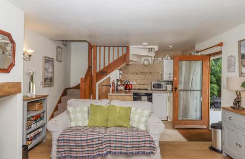 Ash Mill House | Dove Cottage