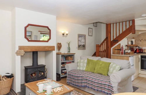 Ash Mill Cottage | DOVE COTTAGE, pet friendly, character holiday cottage in South Molton