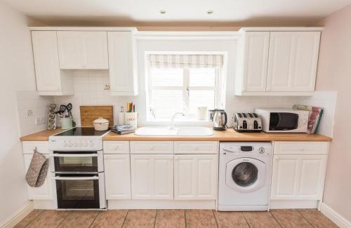 Louth House | Dove Farm Cottage