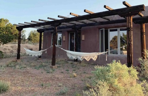 Galisteo House | Dove Ranch Guest House in high desert of Galisteo