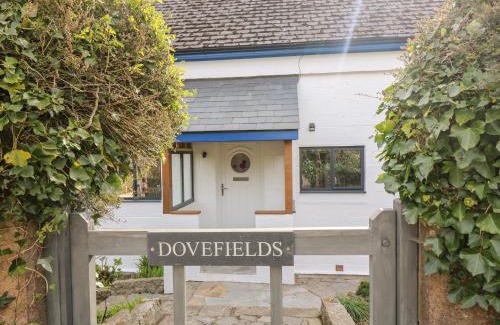 Gillan House | Dovefields