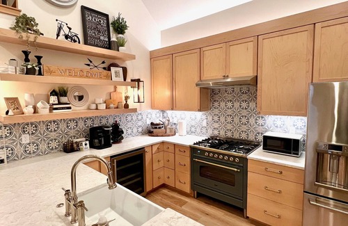 Dover Bay House | Dover Bay Bungalow