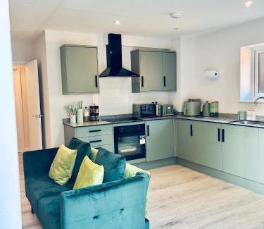 Dover Apartment | Dover Ferry Apartments, private terrace and on-site parking