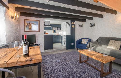 Haverfordwest House | Doves Cottage