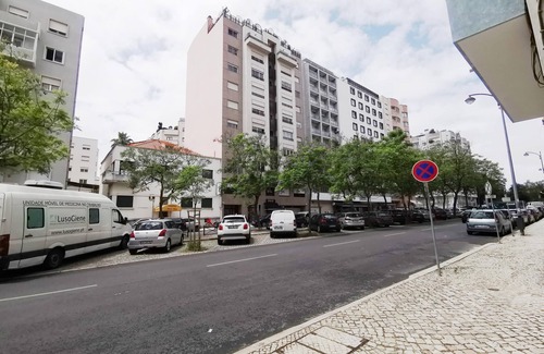 Campo Grande Apartment | Down town apartment near metro station expo29