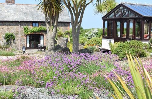 Hartland House | Downe Cottages