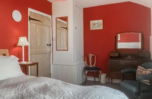 Tintagel House | Downhouse Cottage