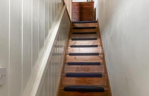 Tintagel House | Downhouse Cottage