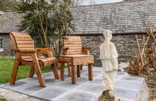 Tintagel House | Downrow Barn