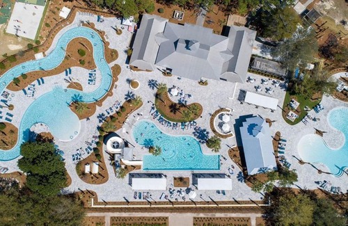 Watercolor House | Downtime Watercolor - Next To Pool LSV Bikes Golf Cart Family Friendly
