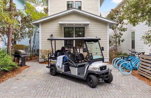 Watercolor House | Downtime Watercolor - Next To Pool LSV Bikes Golf Cart Family Friendly