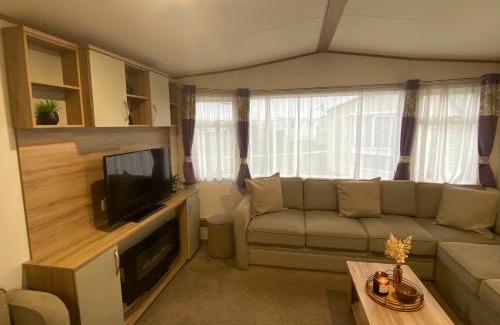 Selsey House | Downtime, West Sands, Seal Bay Resort, Selsey