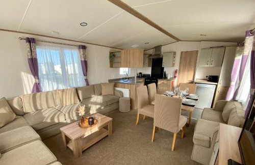 Selsey House | Downtime, West Sands, Seal Bay Resort, Selsey