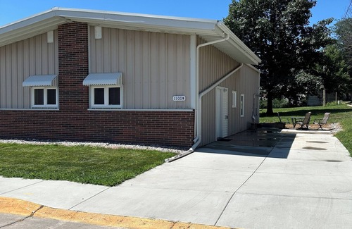 Stanton Apartment | Downtown 2 Bedroom in Stanton
