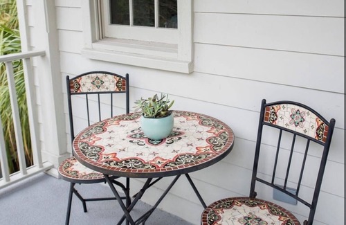 Westside Condo | Downtown 2 bedroom, sun-filled historic condo w/workspace, beautiful balconies