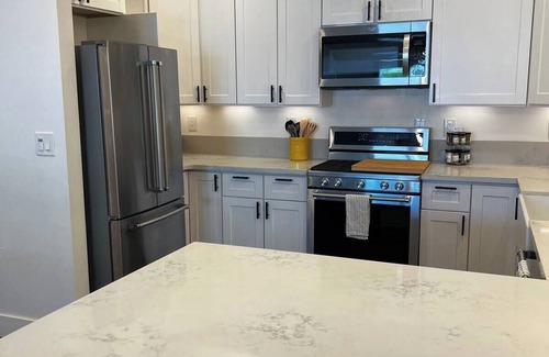 Auburn Apartment | Downtown Auburn Gem