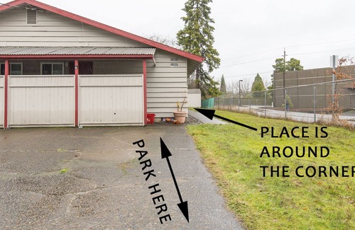 Beaverton Apartment | Downtown Beaverton Hideaway 2