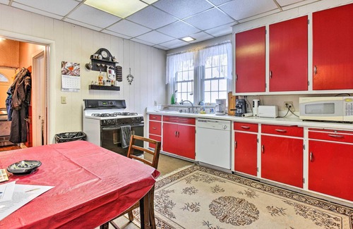 Bessemer House | Downtown Bessemer Home Near Skiing & Snowmobiling!