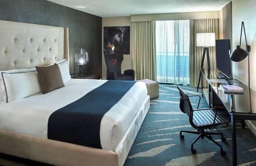 Bay Village Hotel | Downtown Boston Escape - Hotel Rooms with Artisan Character near Attractions