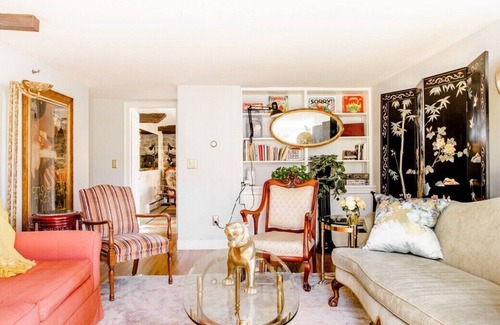 College Hill Apartment | downtown by RISD/1gb wifi/smart lock/free parking