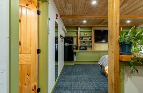 Camden Hotel | Downtown Camden Hotel