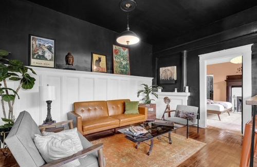 Downtown El Paso Apartment | Downtown Casa Mina Cozy Free Parking