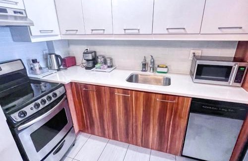 Downtown Montreal Apartment | Downtown Central Residences