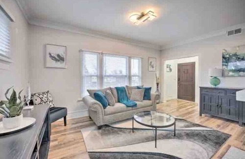 Near East Columbus Condo | Downtown Columbus Premiere Suite UNIT D