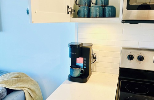 Crescent Heights Condo | Downtown Condo, Stylish & Comfy