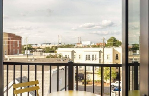 Old West Broad Neighborhood Apartment | Downtown, contemporary, 2 bedroom, Roof Terrace! 4A