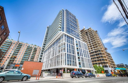 Old Town Apartment | Downtown Core Condo Toronto